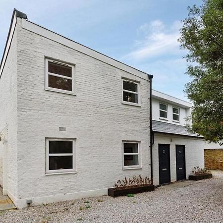 Amazing 3 Bed Interior Designed House With Garden - 114 The Hervey ロンドン エクステリア 写真