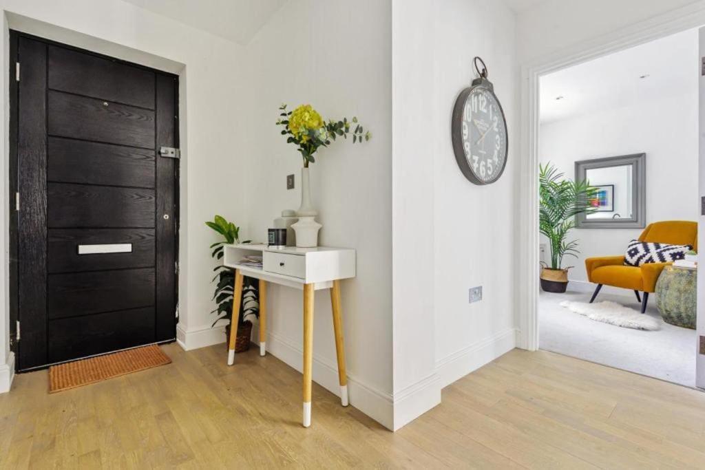 Amazing 3 Bed Interior Designed House With Garden - 114 The Hervey ロンドン エクステリア 写真